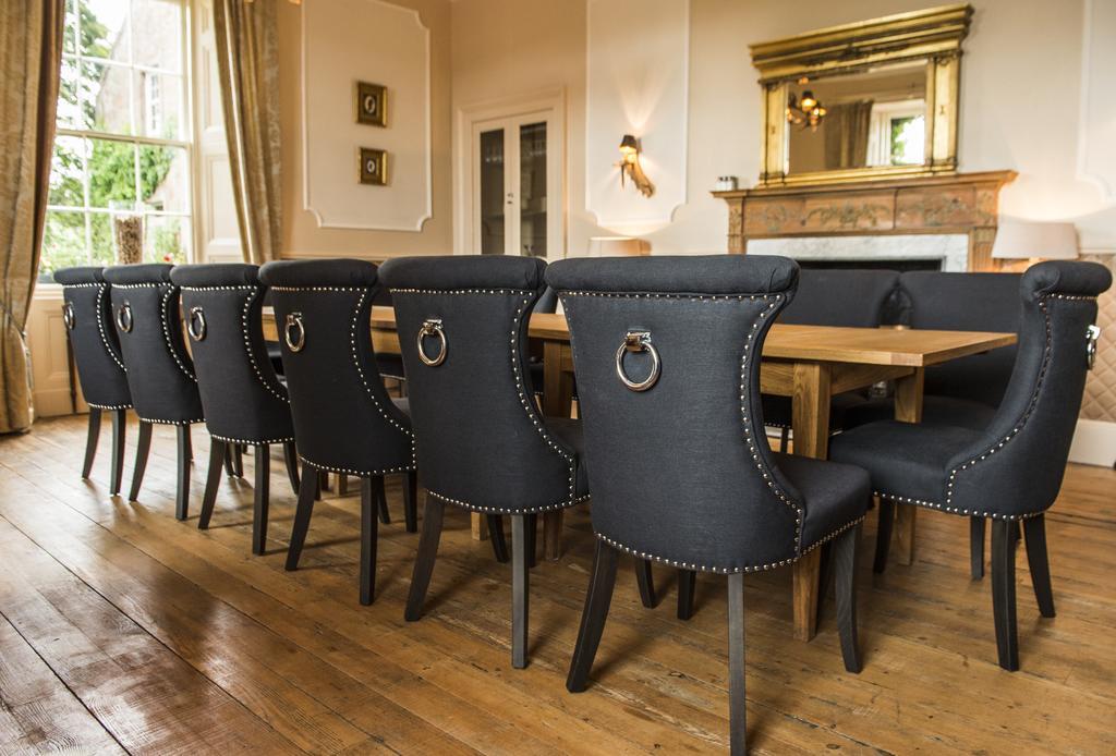 Buccleuch Arms Hotel St Boswells Екстериор снимка