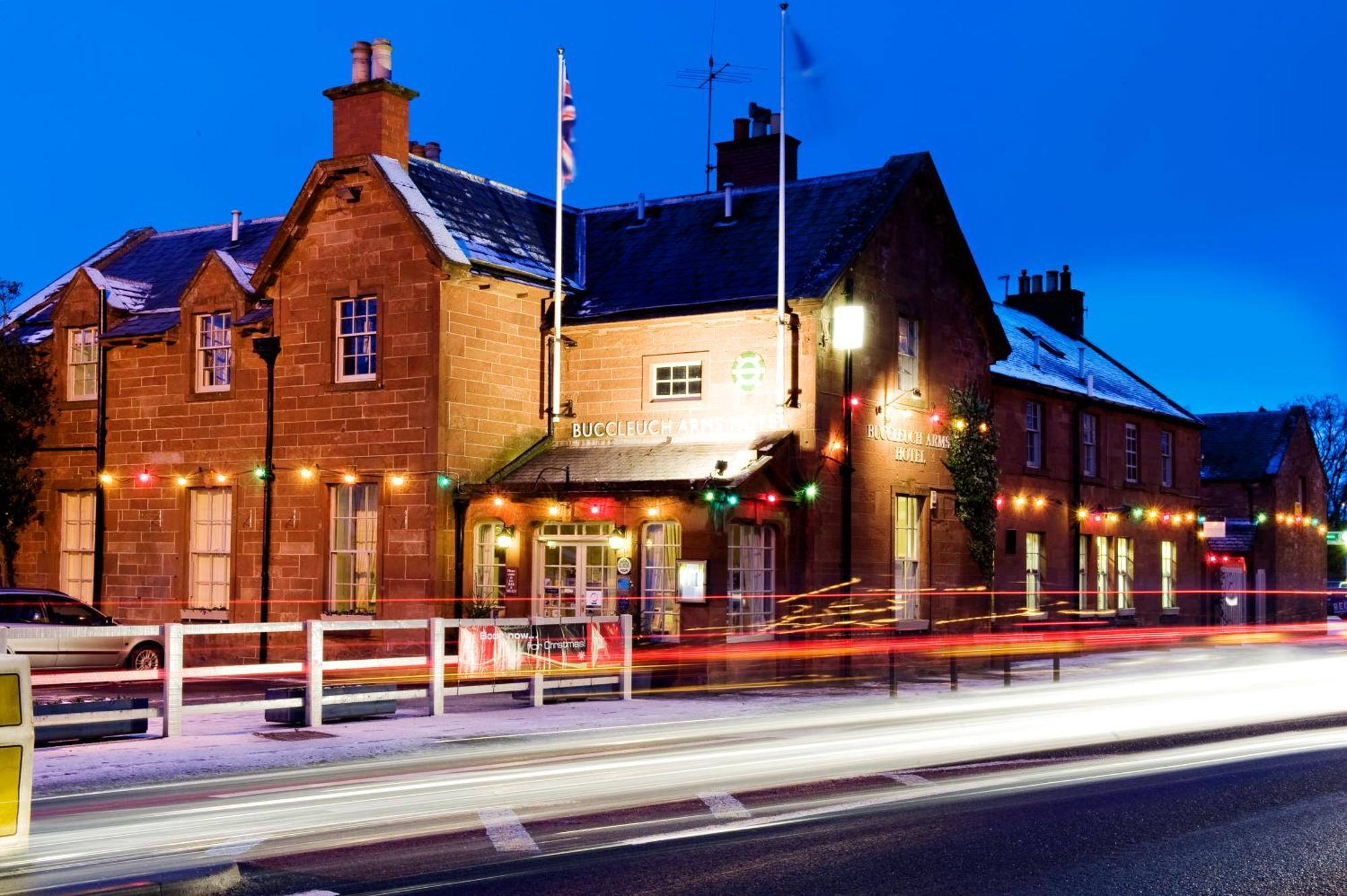 Buccleuch Arms Hotel St Boswells Екстериор снимка