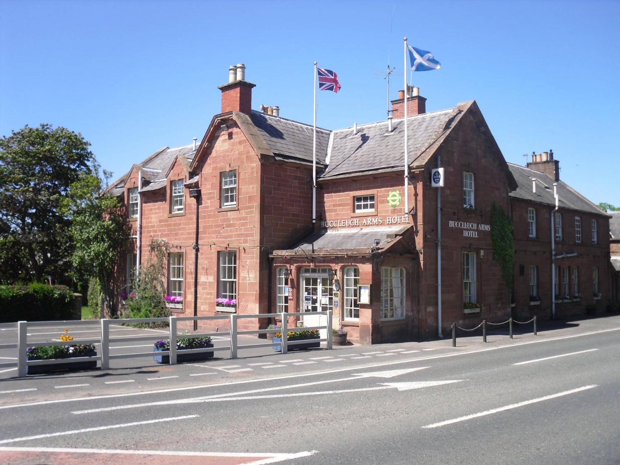 Buccleuch Arms Hotel St Boswells Екстериор снимка