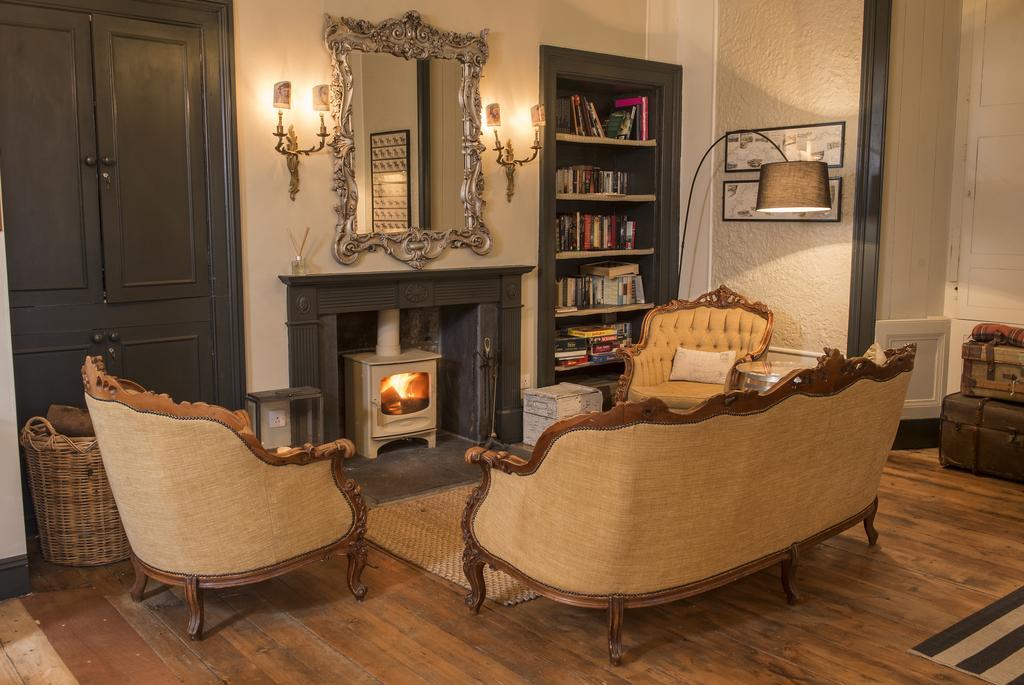 Buccleuch Arms Hotel St Boswells Екстериор снимка