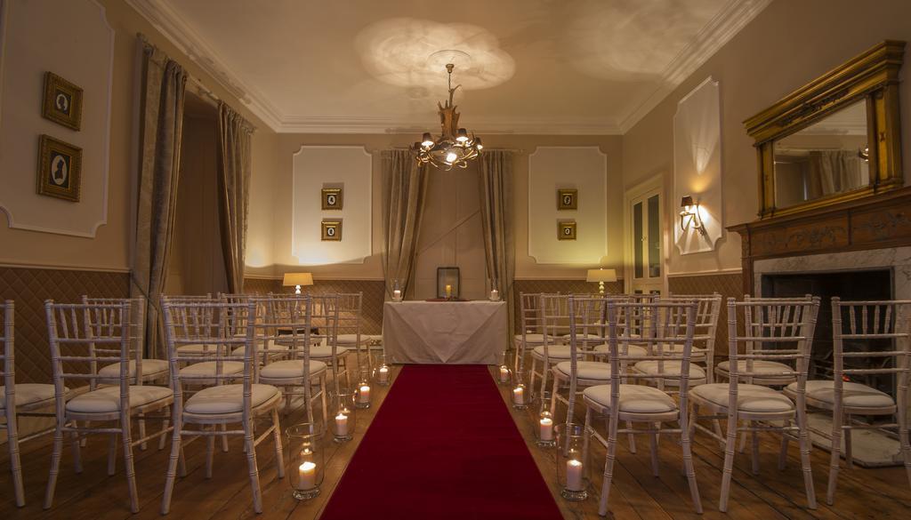 Buccleuch Arms Hotel St Boswells Екстериор снимка